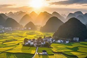 【3月4-3月12】9天，去花开的地方，从罗平油菜到哈尼梯田，封神9日大环线——云南