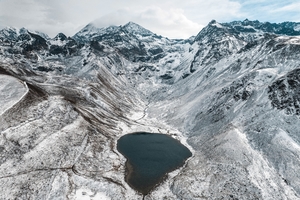 4月4-5【1.5天】稍微一努力，就能触摸雪山下的海子！雅家梗上的明珠——野马海子