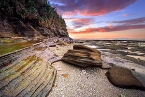 国庆出发 ｜ 4天乐享涠洲岛 一半是熔岩写就的史诗，一半是浪花绣成的裙摆