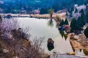 已成团「特价118含票」清明1日｜【北京后花园】｜漫山芬香北京后花园の燕平八景-神岭千峰-虎峪辉金9公里徒步赏山花