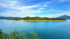 青青徒步 | 5.10 金海湖8Km休闲级环穿，赏湖光山色