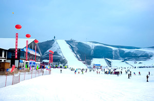 青青滑雪 | 2.7 玉龙湾滑雪场 新手友好