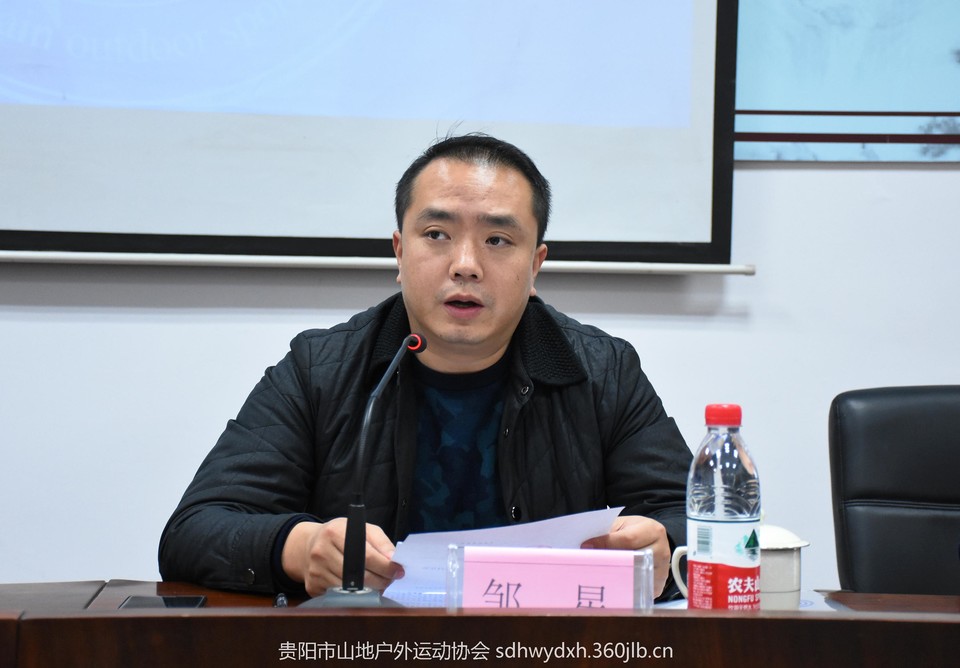 7422d8a9e69786303f41459d7940302