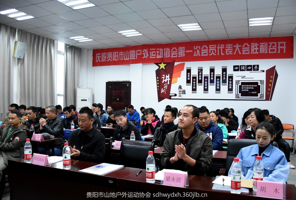 824985795ab7fc6b63387ca3eb9224d