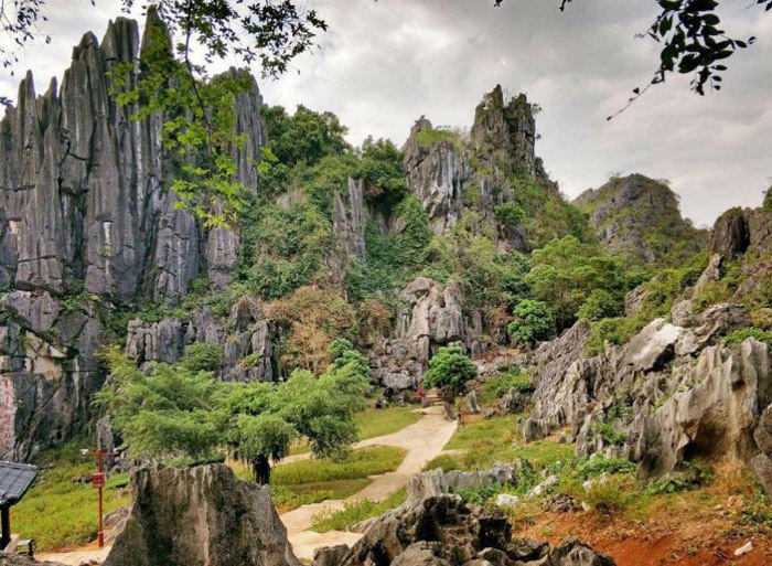 水墨阳春龙宫岩,春湾石林影视取景地 新兴天露山,梅溪