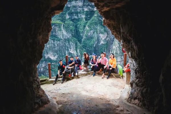  【古路村-1天】5月4日，探秘金口河大峡谷，遇见绝壁上的古路村落。