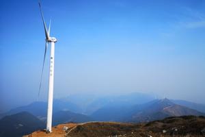 2019年3月14日 徒步黄石第三高峰——大冶父子山鹰嘴崖，赏高山草甸和风车长龙一日游
