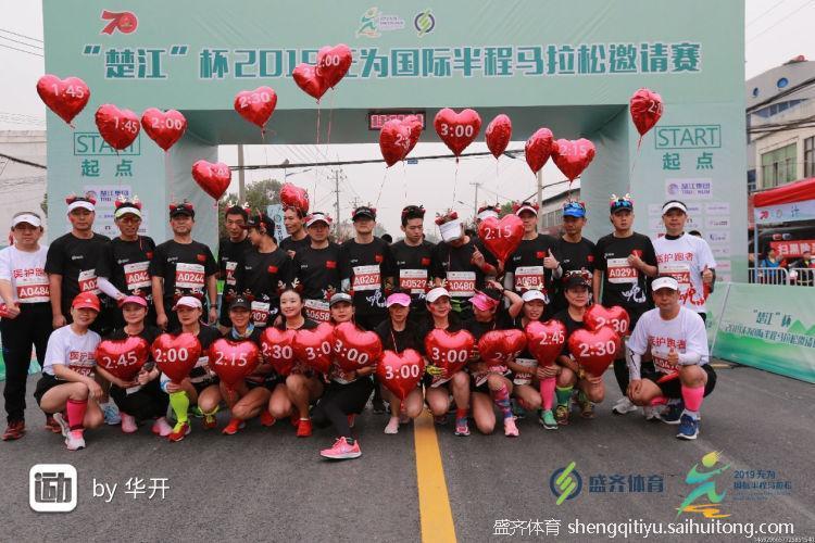 FB59E140558F71C16A1EB3C24B533F7A