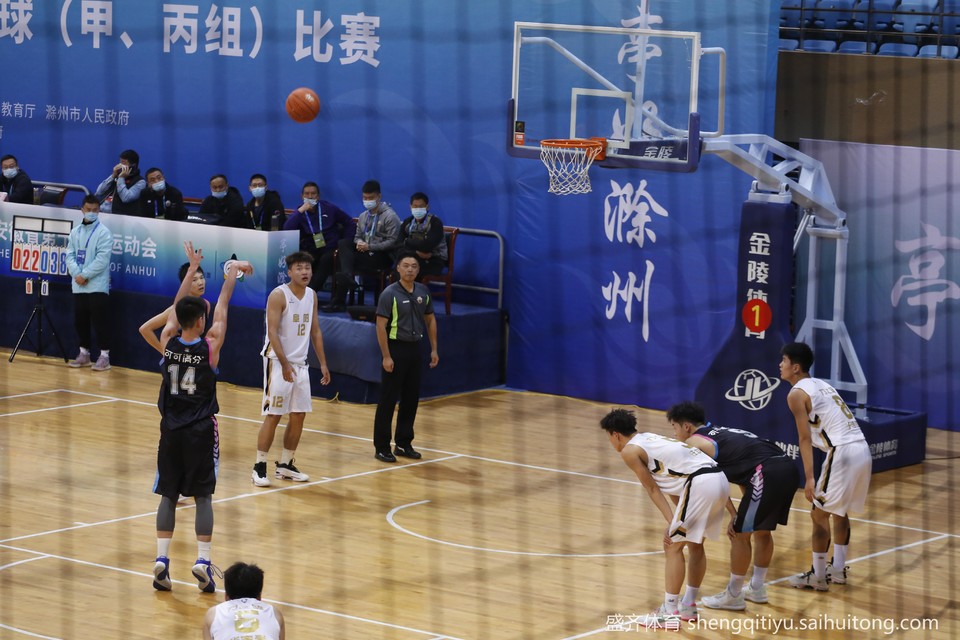 0296b2bb02c73fed2baa901cb1f7827