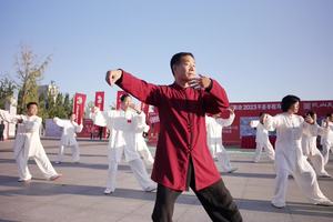 官方纪录片《邑路奔跑》丨优山美地2023平邑半程马拉松