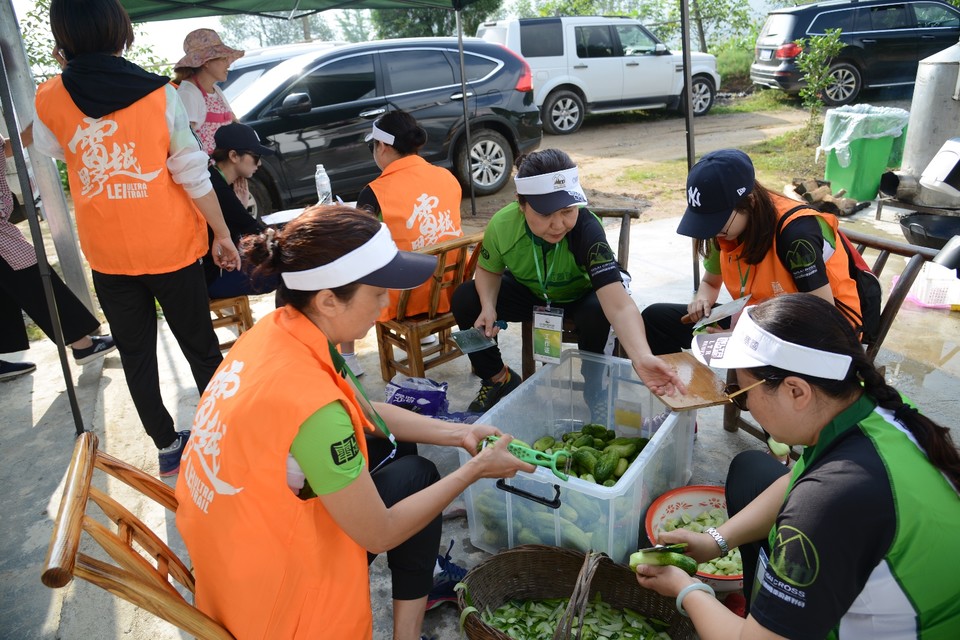 6313B895-8493-49B5-946A-B2EA9BBCFCFD