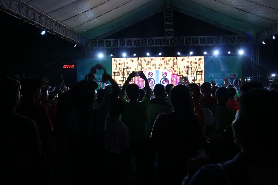 4AC7E21C-2EB8-4AD1-B769-153A591130FC