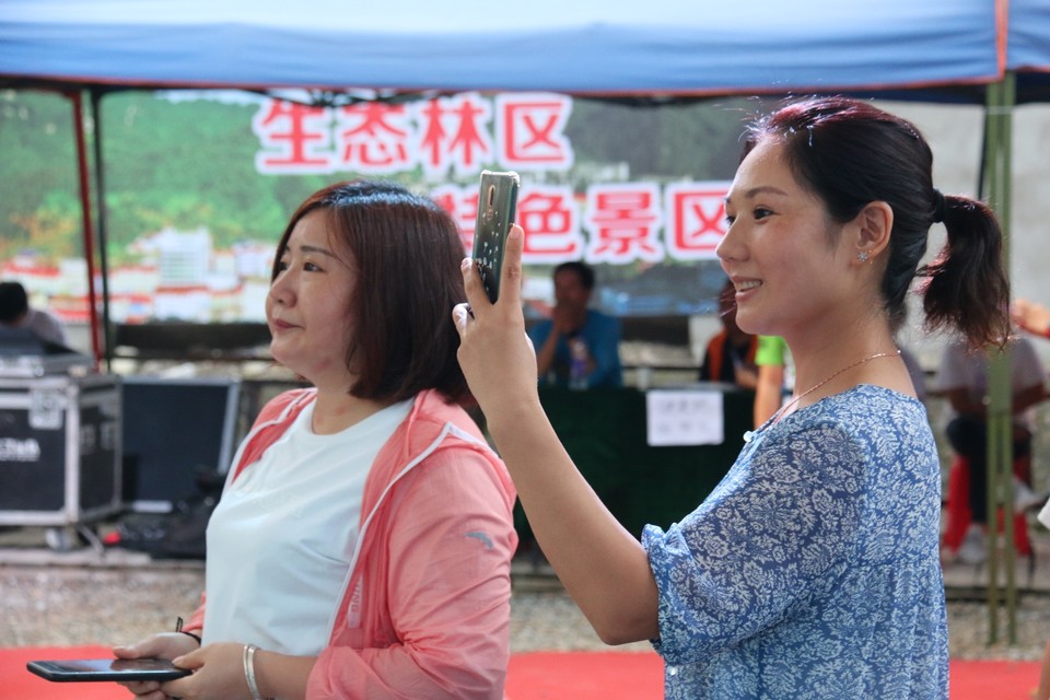 D3D03A83-DFD7-4971-BB27-C93F515AE87B