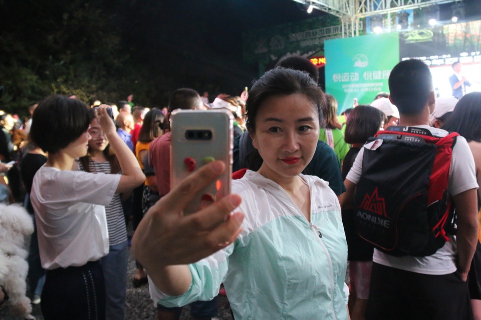 9DB8AC83-DEA7-4D23-95B1-7CD1720B9E77