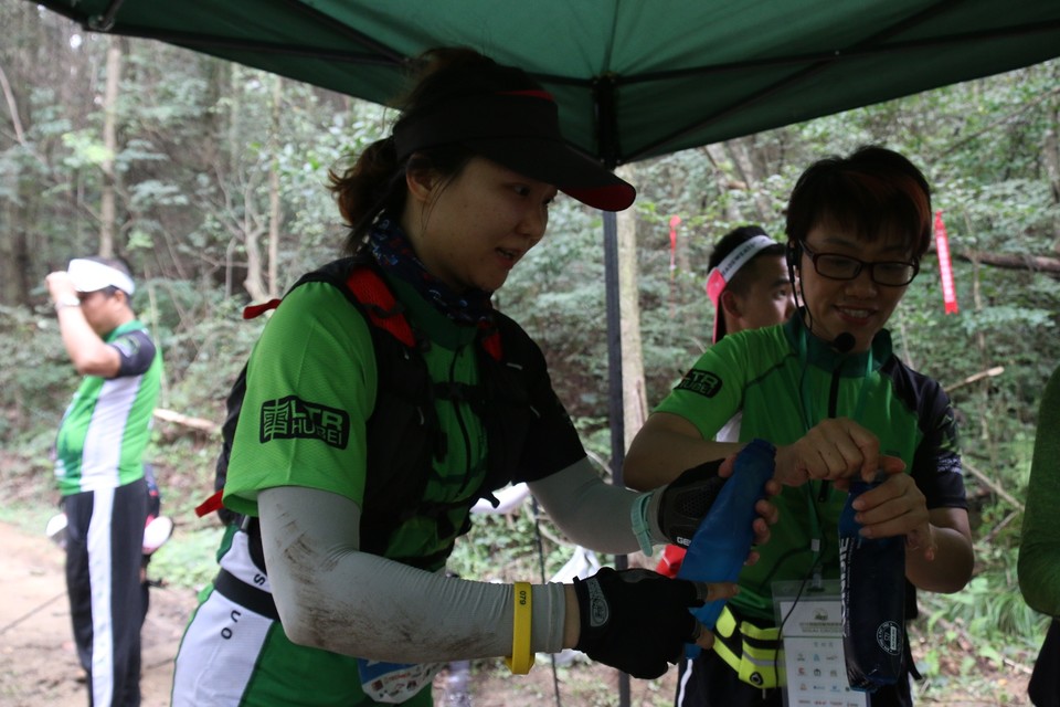 AC9FD261-24D3-4A76-AF29-323112FC6CFE