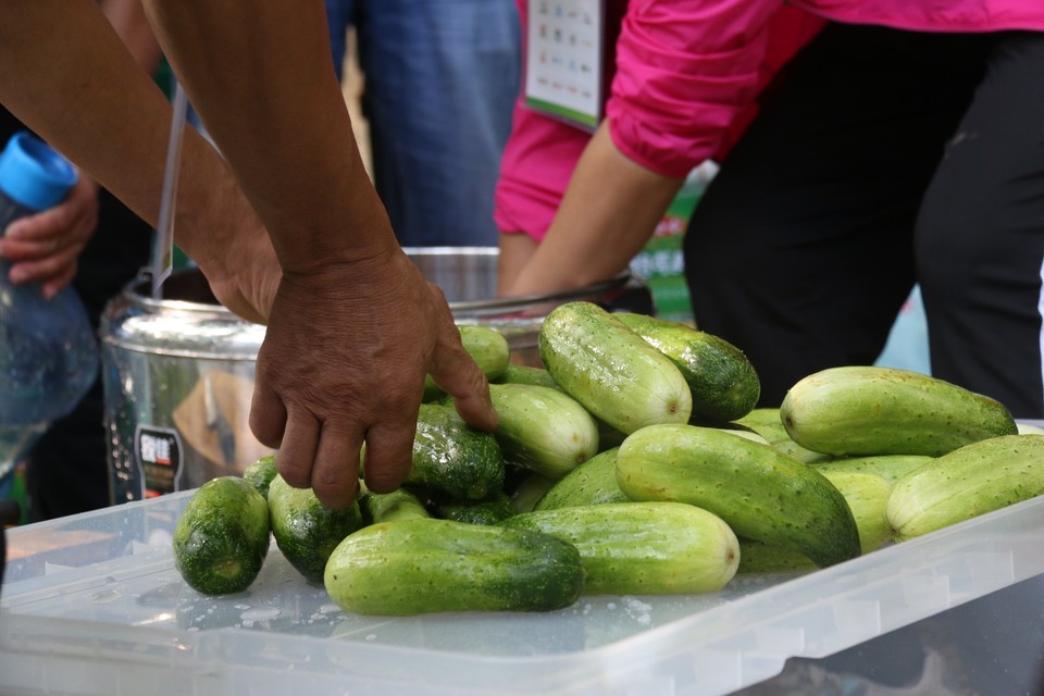 6DDCFD9B-2A6B-403D-9848-4F5C2133C923