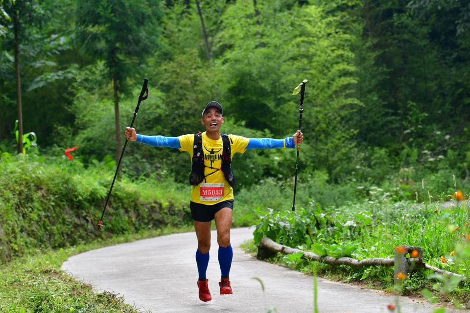 263E173C-D171-40BE-864A-6B319A514EE2