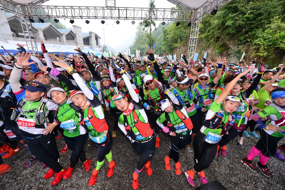 8BDBFE01-6485-4C61-94B9-4C614CADA1FB