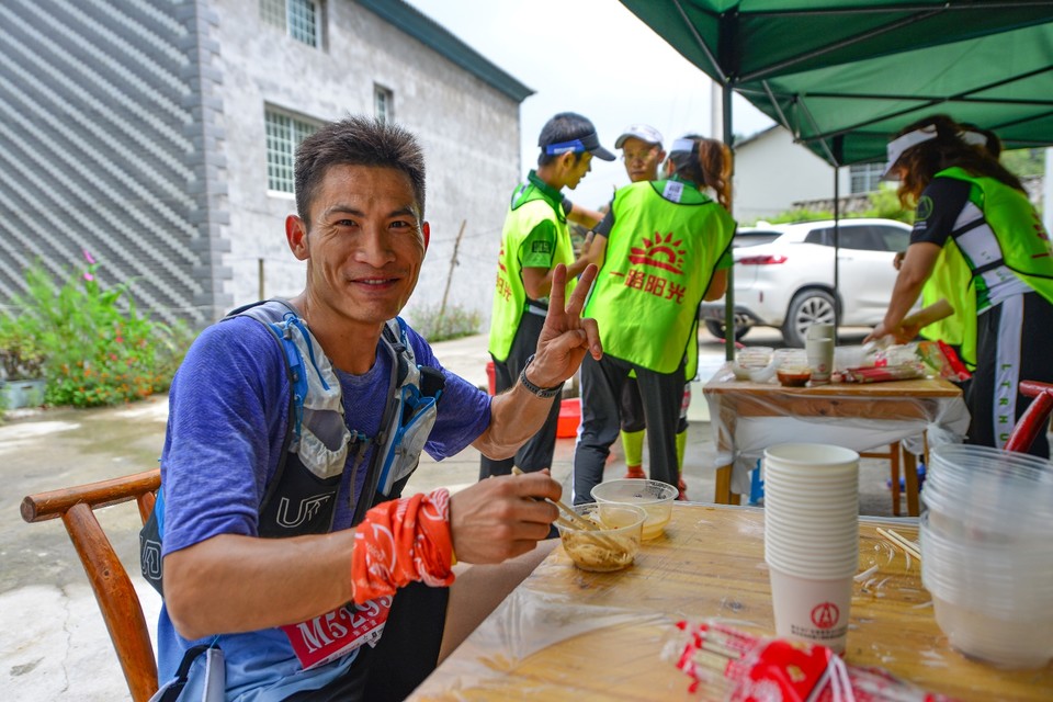 D21C5D96-4CFE-4914-B0CC-B58B556579D3