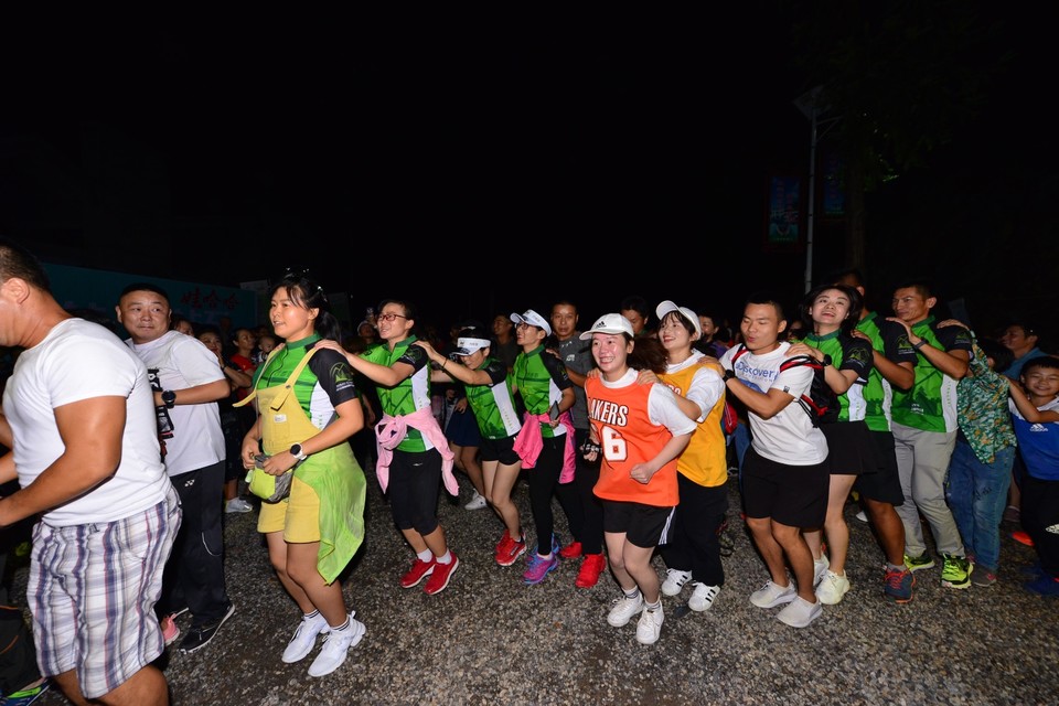 EC06ADFD-F692-48A5-B297-1BE445F6799F