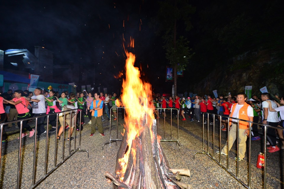 BD5077AC-E3C8-47F8-9F6C-DC733F914808