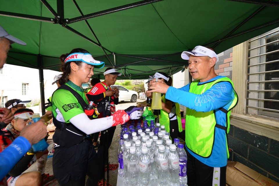 4FDE4EA3-F9B4-42CD-A7EE-704A402A032E