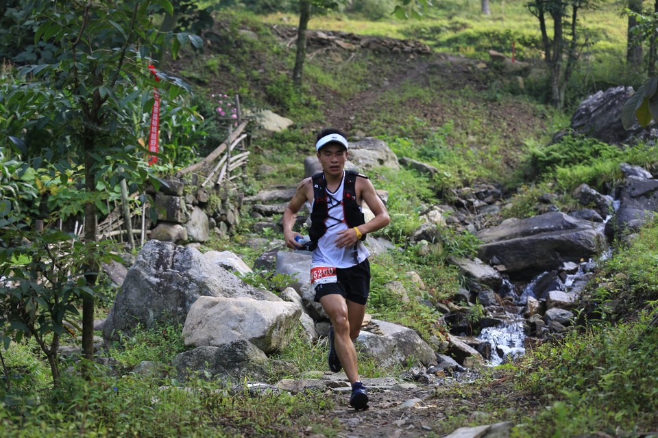 7EB14D8E-326B-44E0-BD16-F71B2B8EB2DE