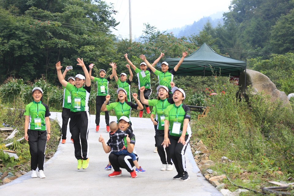 27EDBCAB-C15C-405C-94D8-85ED1043A2A6