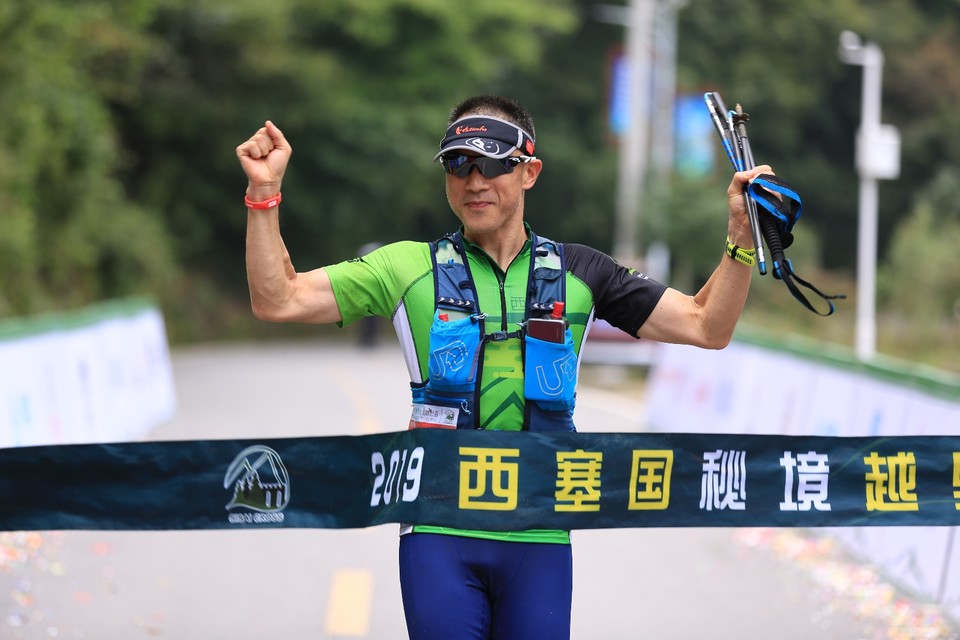 48099239-4BE9-4953-8C55-DEF9784F9D3E