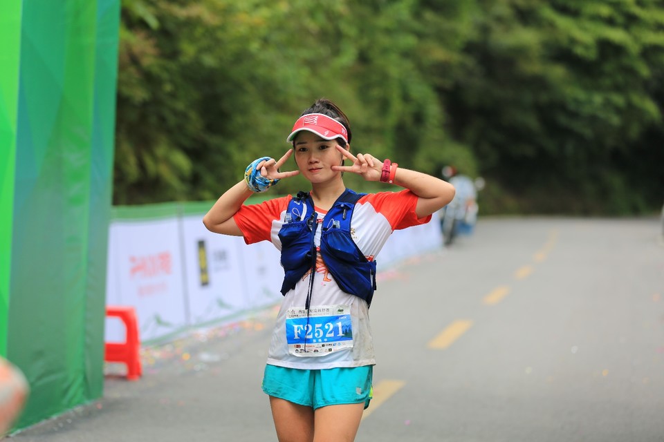 B9127EC8-A754-4F9E-A00B-96F44CDC3EF4