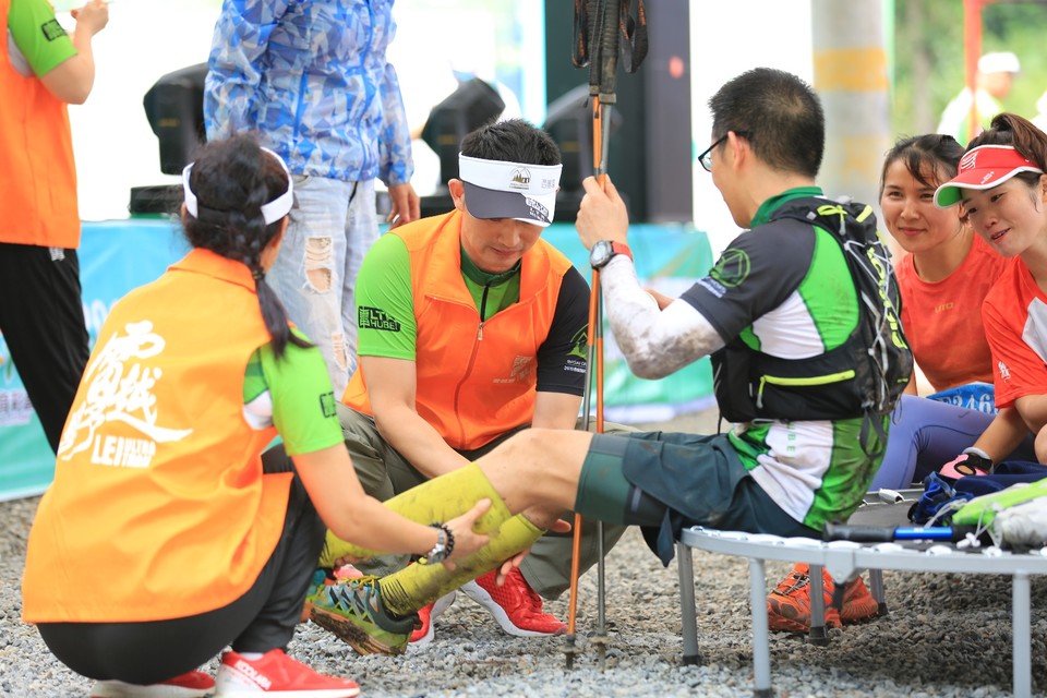 19D2ED2F-865F-499E-82E3-B22F292A6FD7