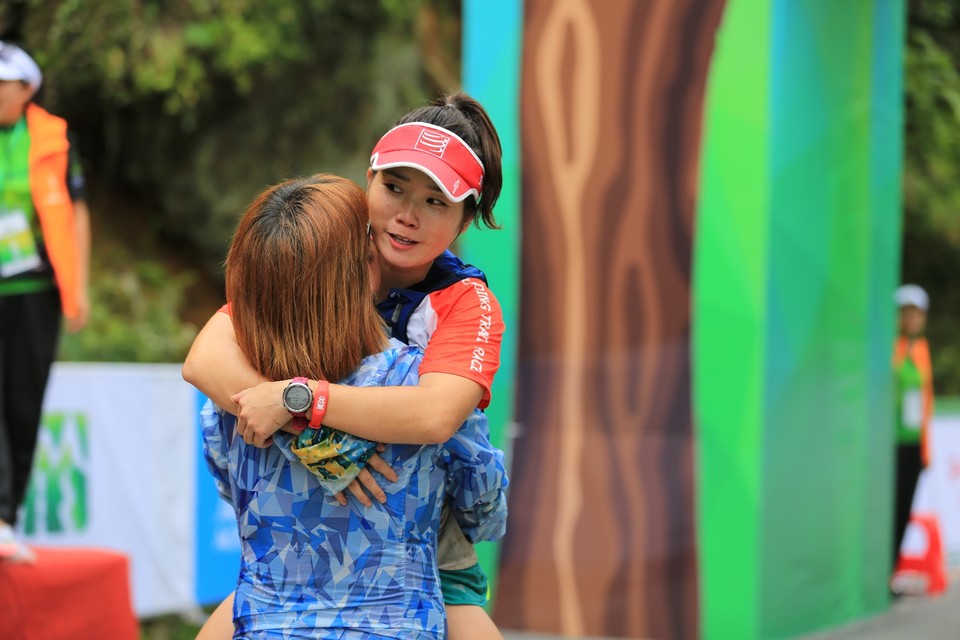 D28BF948-7025-46AF-8D93-ACB88C91AED8