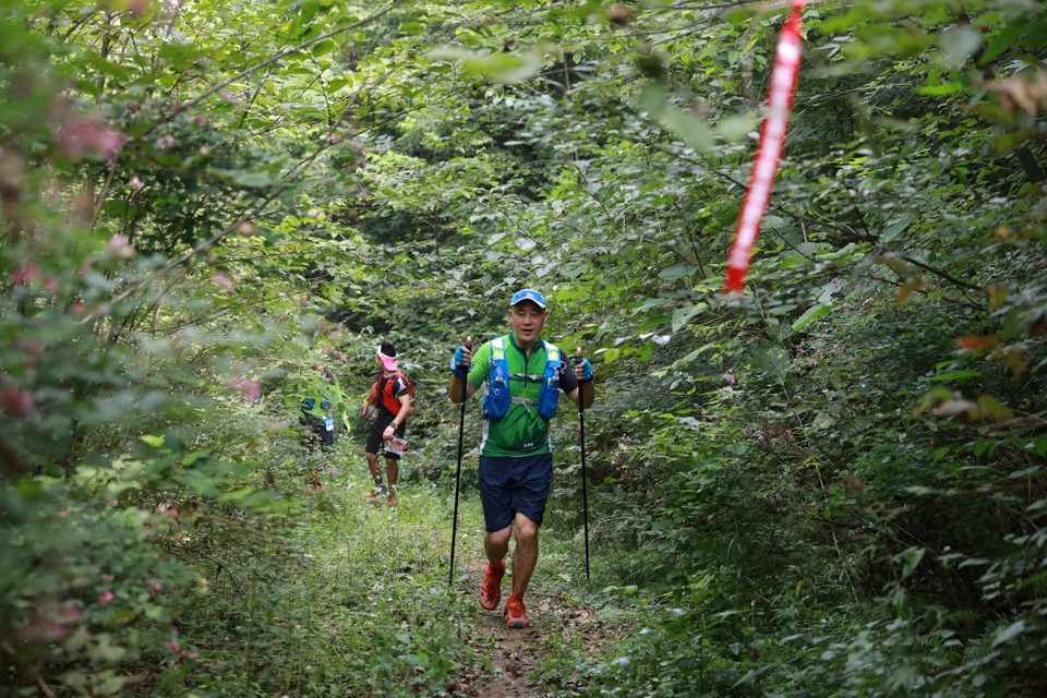 E6A7964B-32F4-4C7B-BF76-FFC5DFC647C5