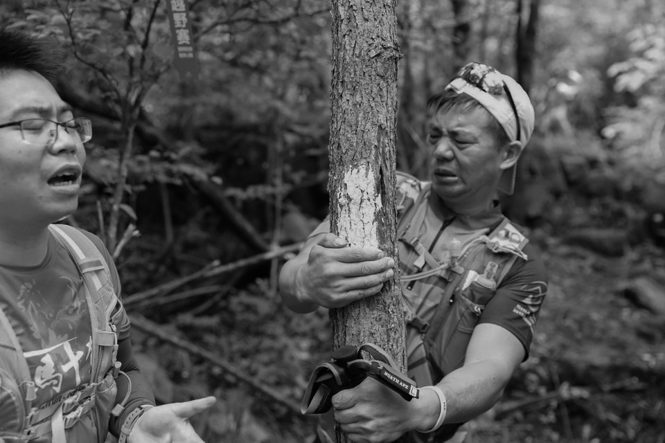 D5EDFE6D-4DB5-4112-8DAA-86CA640F3408