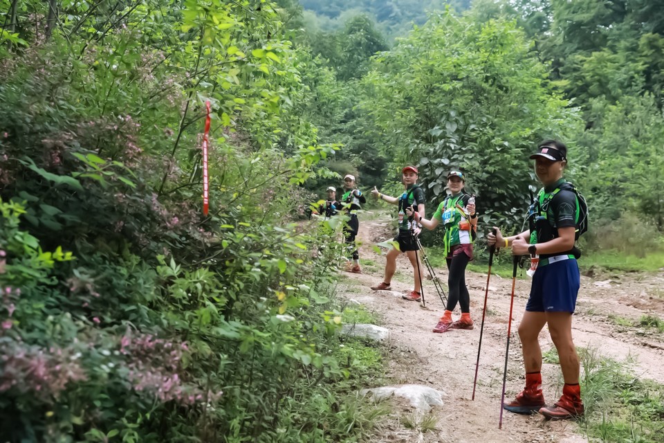 BBD773FC-6A3E-4C96-9030-636E79AF8B38