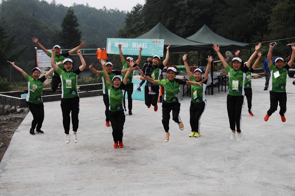 F931AE55-34F6-4752-B61F-E31EEA3998EF