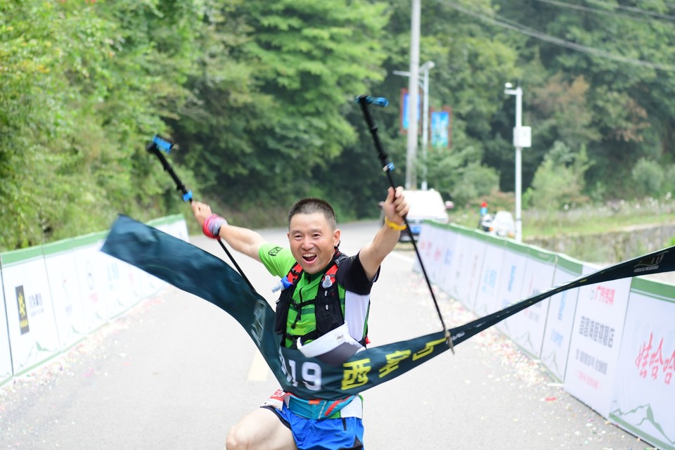 00F2D148-7F20-4449-B202-9C8012587043