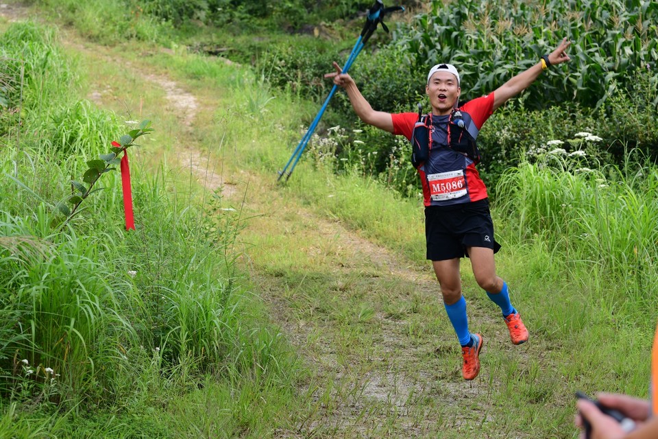 C8DE37D9-0002-44AD-967B-50510A1C0DB6