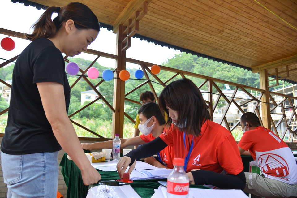 1598608618630_e960f9d1_d208_4c3f_85f0_86776b7ae53b