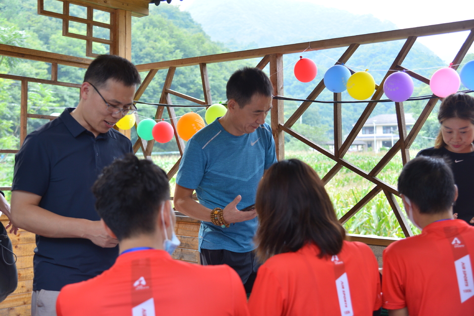 1598610618636_74115064_f85e_4fd3_8d99_ed4536193073