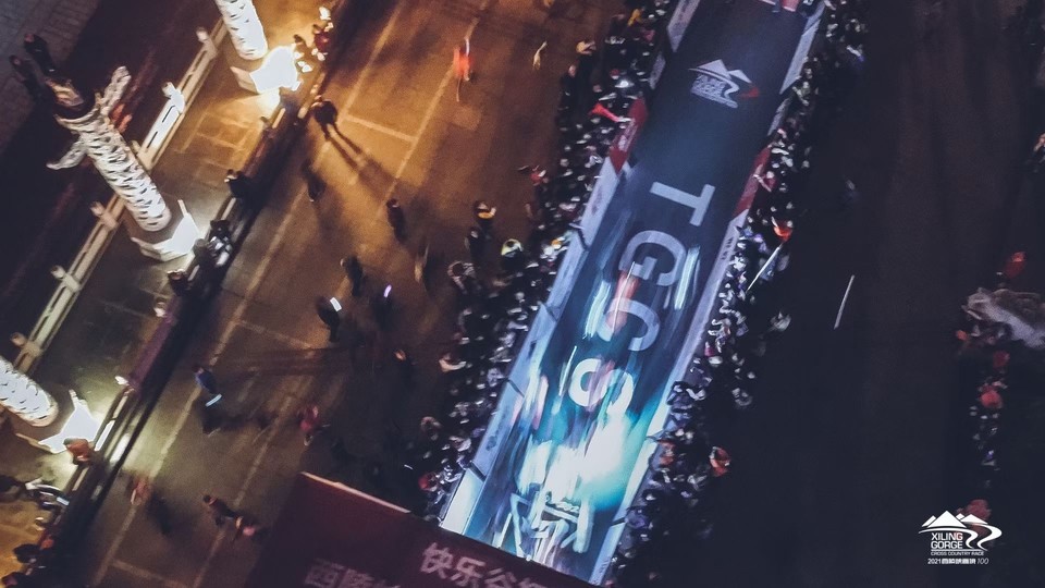 581ED108-E297-4EF4-B2E5-E382439CB2B1