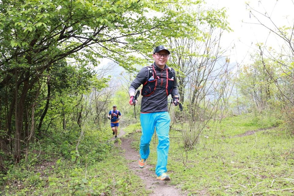 4DAC453E-682F-4FBD-B37E-15EAD4FEC0AF