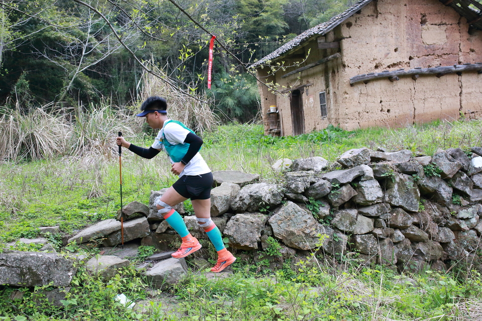 DA2E3BDC-116C-4F8B-A666-8FEFBF8022D6