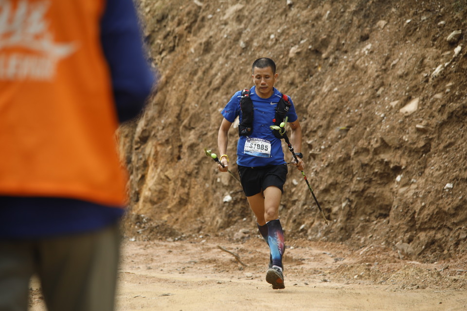 94EC98FB-E0E4-4B7C-86E5-33726DC742C4