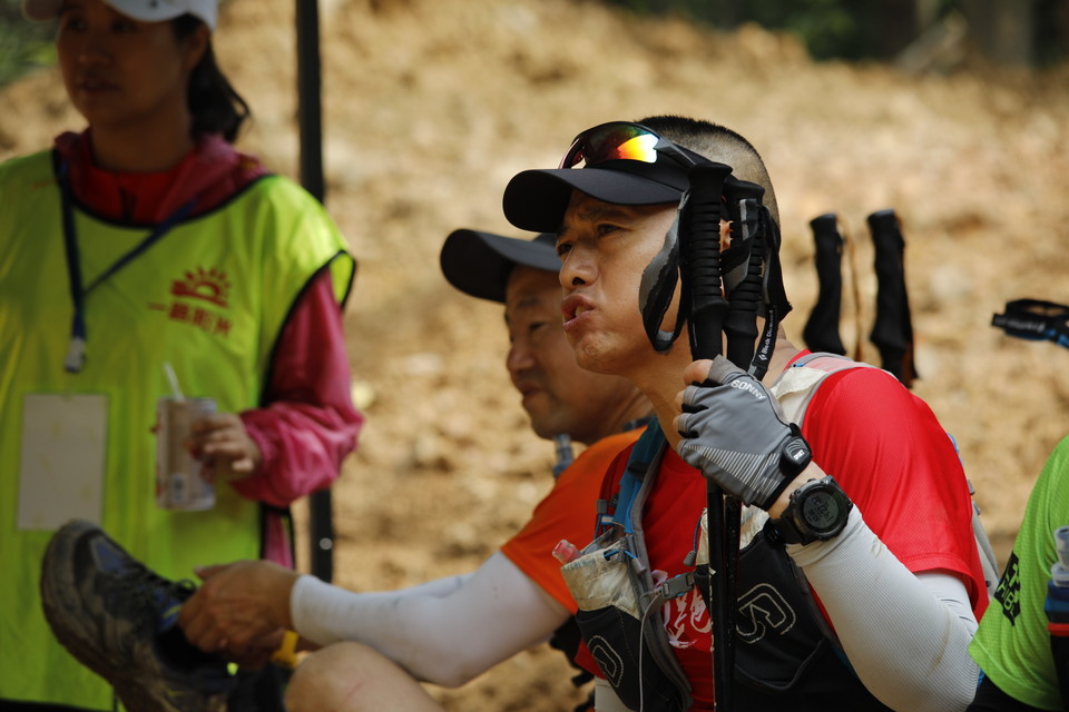 2C192EBE-FFB0-4371-A604-E7C8BFB9E894