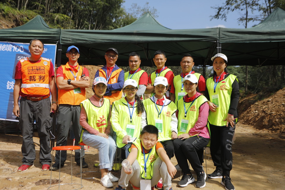 CD5D9B90-FD0C-4C0E-833C-5C983F9C0BE9