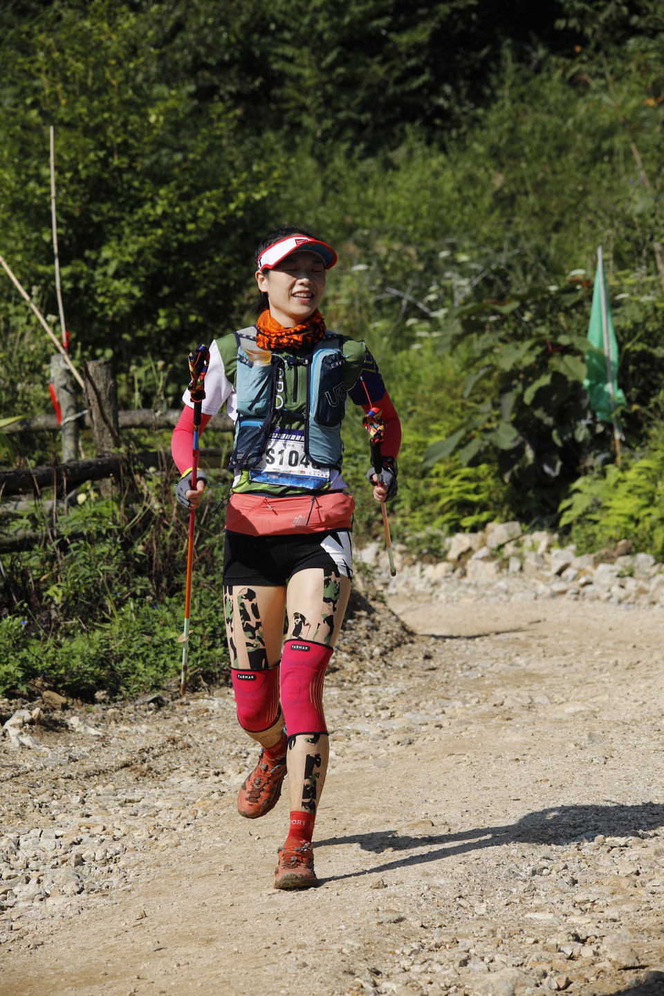 B89EA3CC-50C5-4E36-985A-D8B0DDE3F8B7