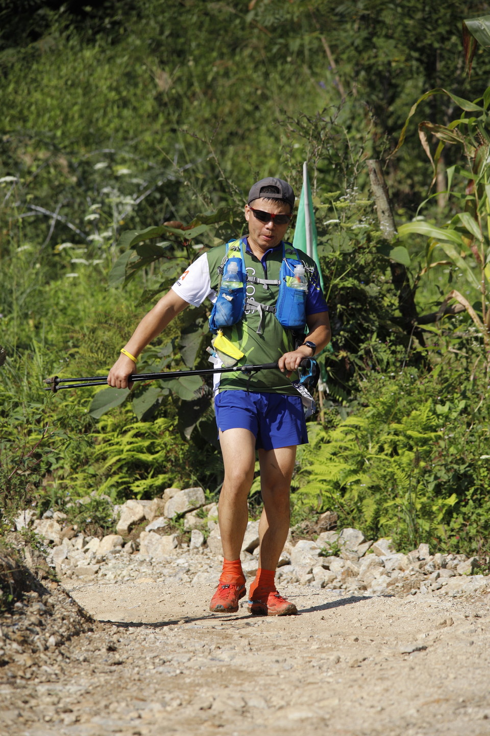 FA4D0ECF-95B6-4F95-9E31-1EFAABA452C2