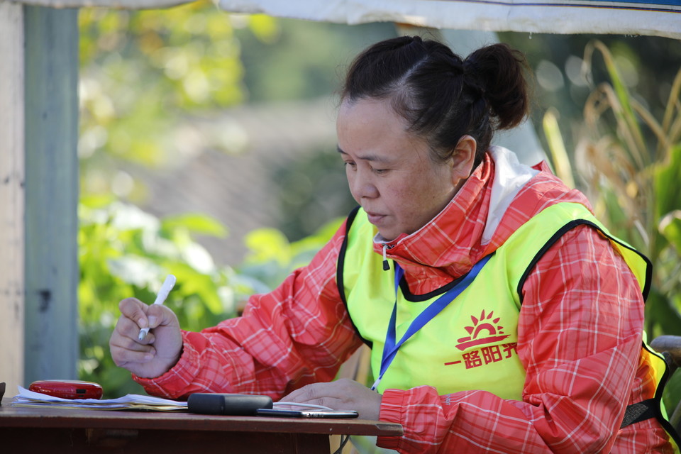 3E80B29F-1A07-4220-9D54-FC91830E827C