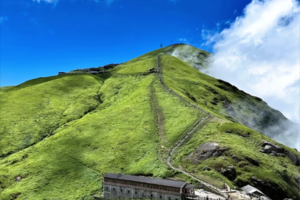 五一假期出发！武功山徒步｜踏十万亩草甸，追云海日出，2天2夜治愈逃离